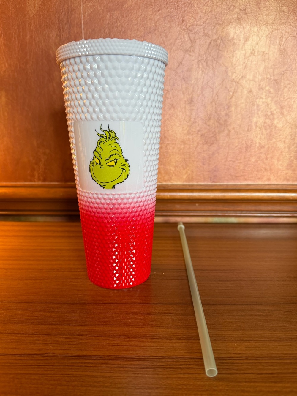 NEW THE GRINCH 24 OZ TUMBLER WITH LID AND STRAW
